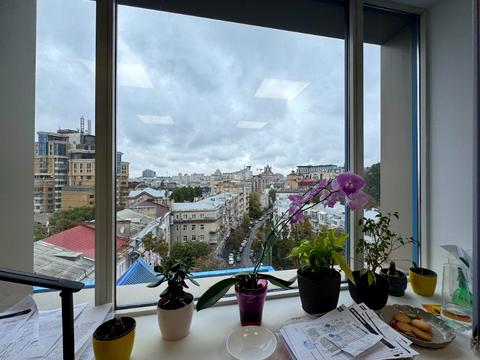 коммерческая по адресу Шелковичная ул., 42