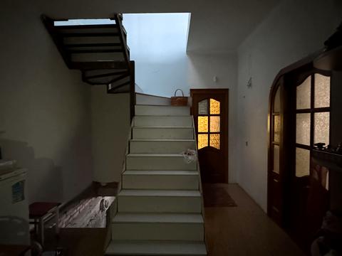 будинок за адресою Молодіжна вул., 1