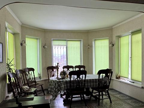 будинок за адресою Молодіжна вул., 1