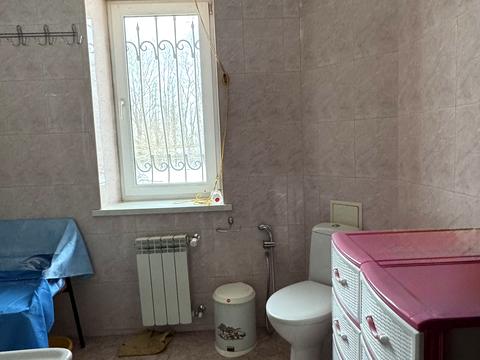 будинок за адресою Молодіжна вул., 1