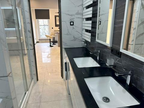 квартира за адресою Пекарська вул., 30