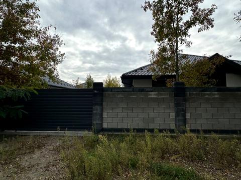 будинок за адресою Успішна