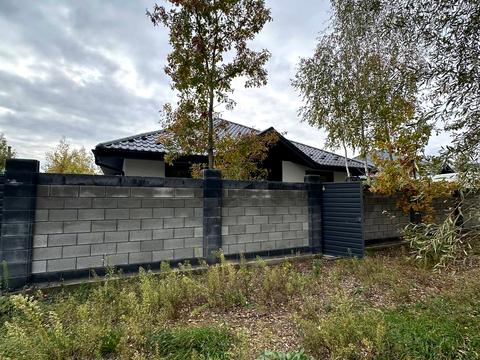 будинок за адресою Успішна