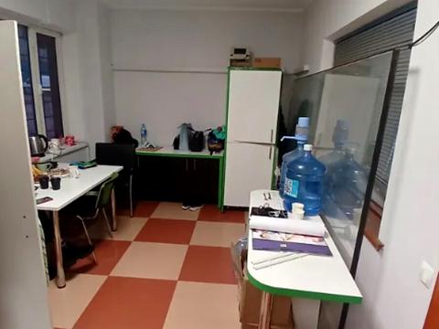 комерційна за адресою Глибочицька вул., 29/31