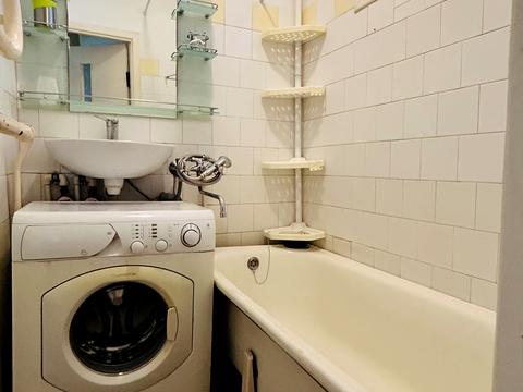 квартира за адресою Конякіна вул., 10