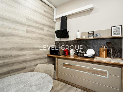 комерційна за адресою Михайлівська вул., 24/11