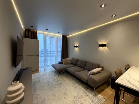 квартира за адресою Дніпровська набережна вул., 18-А