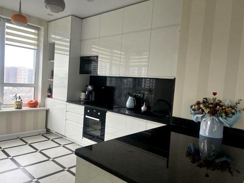 квартира за адресою Зарічна вул., 1-В