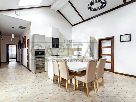 дом по адресу вул. Святищенська