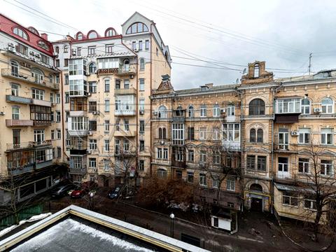 коммерческая по адресу Владимирская ул., 4