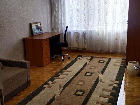 квартира за адресою Андрія Мельника вул. (Генерала Тупікова), 14-В