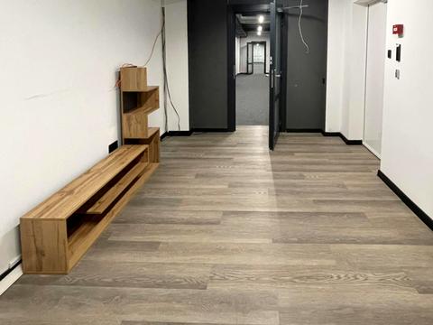 комерційна за адресою Саксаганського вул., 53/80