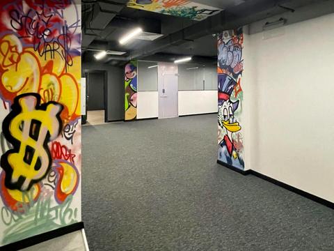 комерційна за адресою Саксаганського вул., 53/80