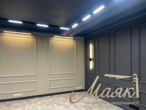 комерційна за адресою Саксаганського вул., 53/80