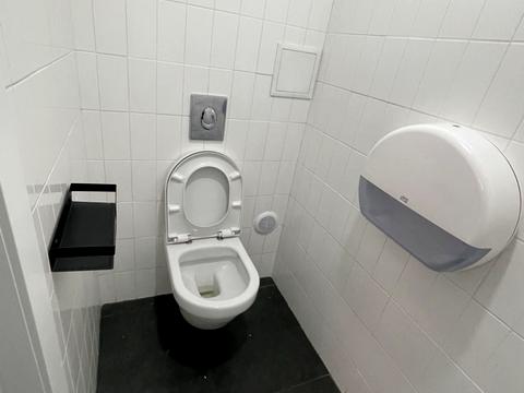 комерційна за адресою Саксаганського вул., 53/80