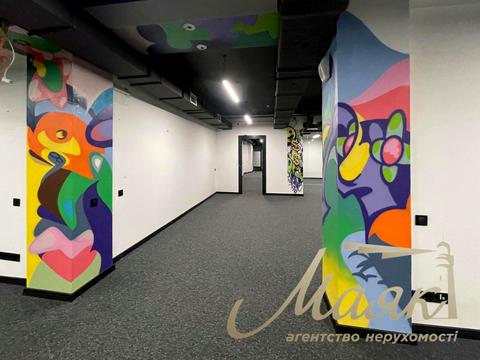 комерційна за адресою Саксаганського вул., 53/80