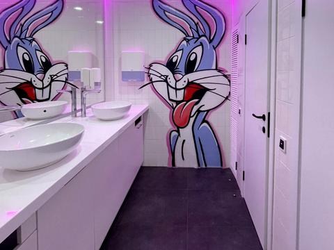 комерційна за адресою Саксаганського вул., 53/80