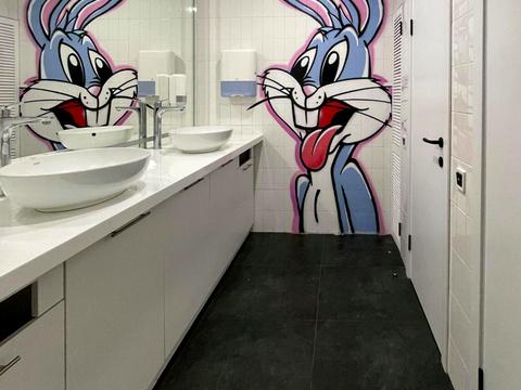 комерційна за адресою Саксаганського вул., 53/80