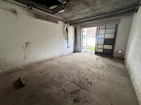 паркомісце за адресою Івано-Франківськ, Хіміків вул., 8