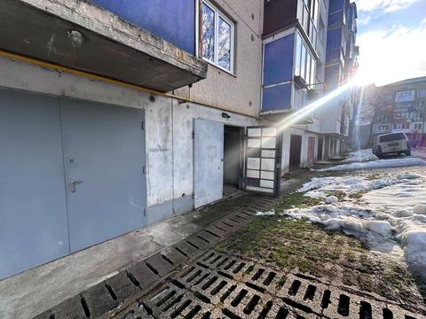 паркомісце за адресою Івано-Франківськ, Хіміків вул., 8