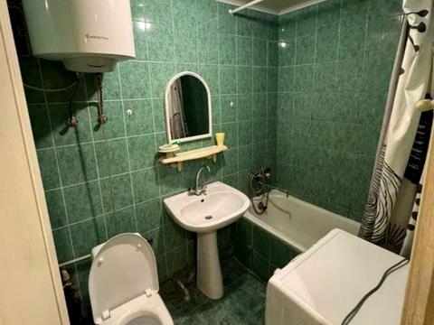 квартира за адресою Михайла Грушевського вул. (Карла Лібкнехта), 14