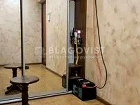 квартира за адресою Київ, Академіка Возіанова вул. (Академіка Карпинського), 10