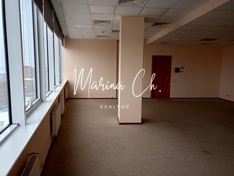 комерційна за адресою Королеви Єлизавети ІІ вул. (Глинки), 7