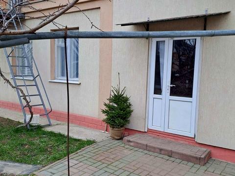 будинок за адресою Тропініна вул., 24