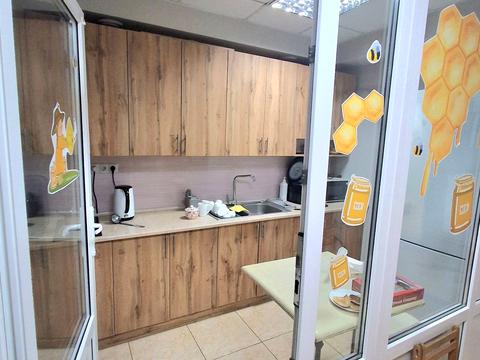 комерційна за адресою Свободи вул., 22