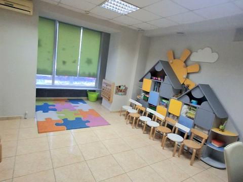 комерційна за адресою Свободи вул., 22