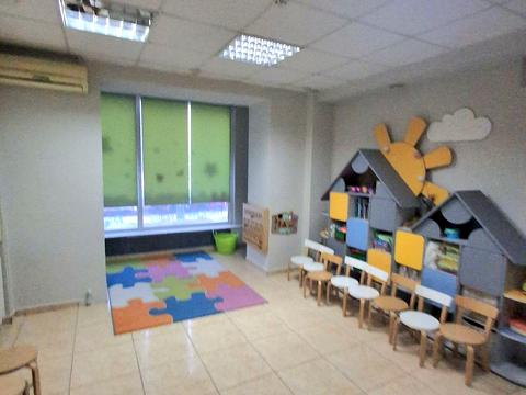 комерційна за адресою Свободи вул., 22