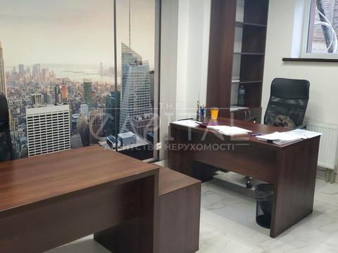 комерційна за адресою Осіння вул., 59