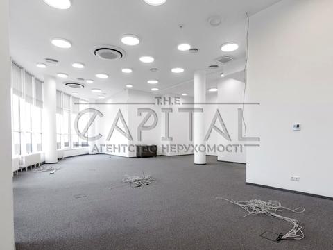 комерційна за адресою Лесі Українки бульв., 23