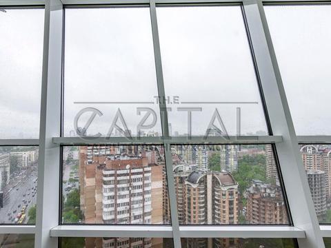 комерційна за адресою Лесі Українки бульв., 23