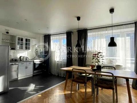 квартира за адресою Хорива вул., 50