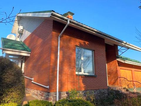 будинок за адресою Каракульна вул., 10