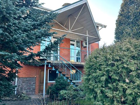 будинок за адресою Каракульна вул., 10