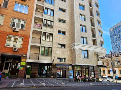 квартира за адресою Дмитрівська вул., 60