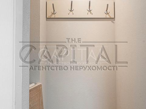 комерційна за адресою Хорива вул., 7а