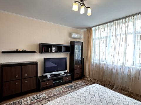 квартира по адресу Семьи Кульженков ул. (Дегтяренко Петра), 35