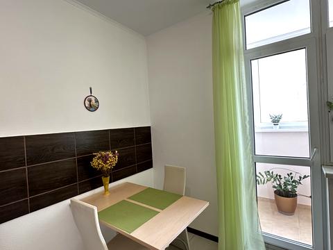 квартира по адресу Семьи Кульженков ул. (Дегтяренко Петра), 35