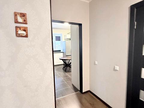 квартира за адресою Василя Сухомлинського вул., 14