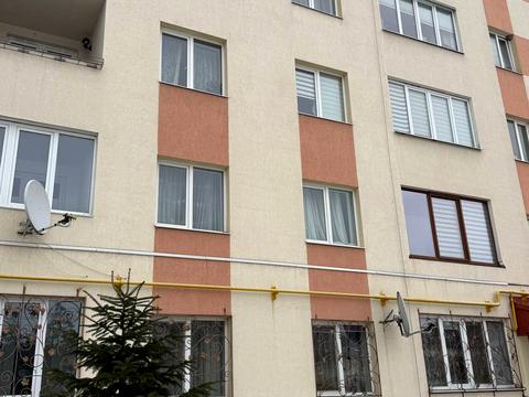 квартира за адресою Василя Сухомлинського вул., 14