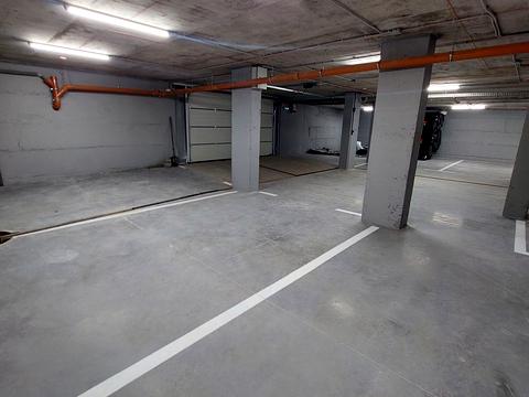 квартира за адресою Каштанова вул., (Будинок)