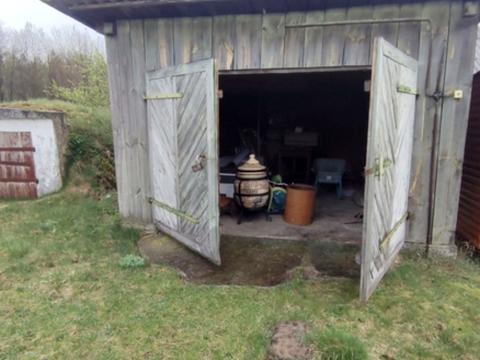 дом по адресу Центральна, 1