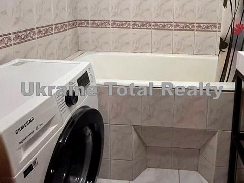 квартира за адресою Автозаводська вул., 5