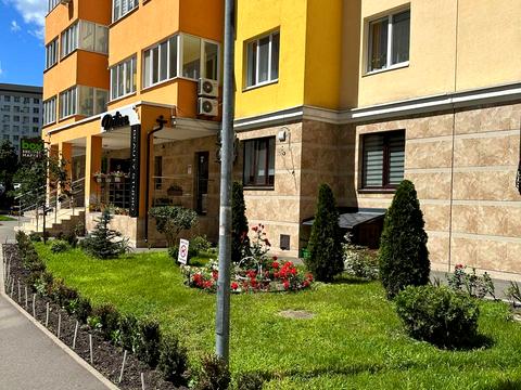 квартира за адресою Сім'ї Кульженків вул. (Петра Дегтяренка), 37