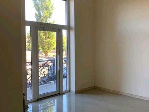 коммерческая по адресу Небесной Сотни просп. (Маршала Жукова), 3А/8