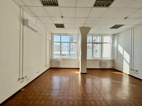 комерційна за адресою Генерала Алмазова вул. (Кутузова), 18/7