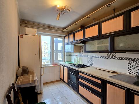 квартира за адресою Космонавтів вул., 126/1